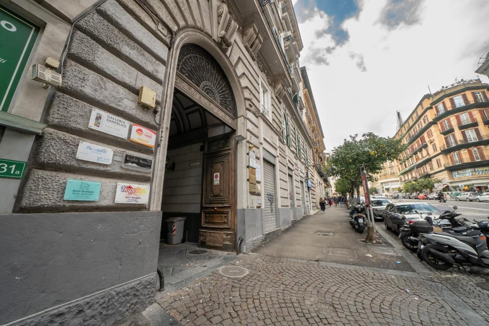 Bovio Boutique Studio Apartment Neapol Exteriér fotografie